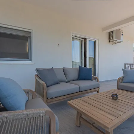 公寓 Dazlina Resort Apartments *