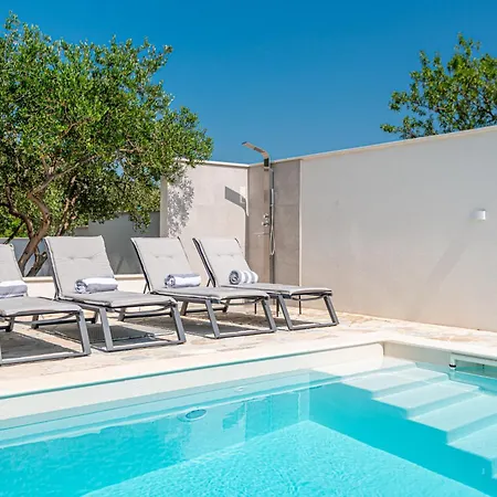 Apartmán Dazlina Resort Apartments *