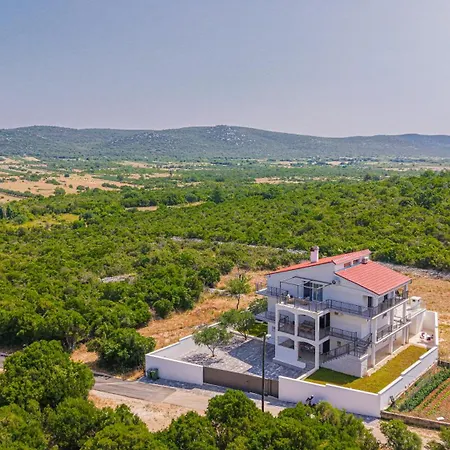 Dazlina Resort Apartments Dazlina