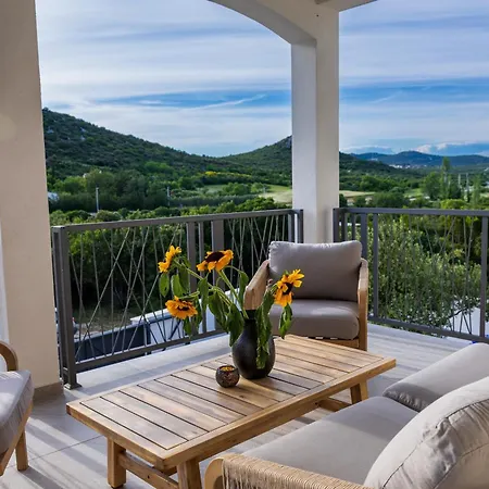 Apartmán Dazlina Resort Apartments *
