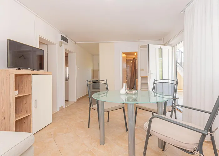 דירה Dazlina Resort Apartments Dazlina